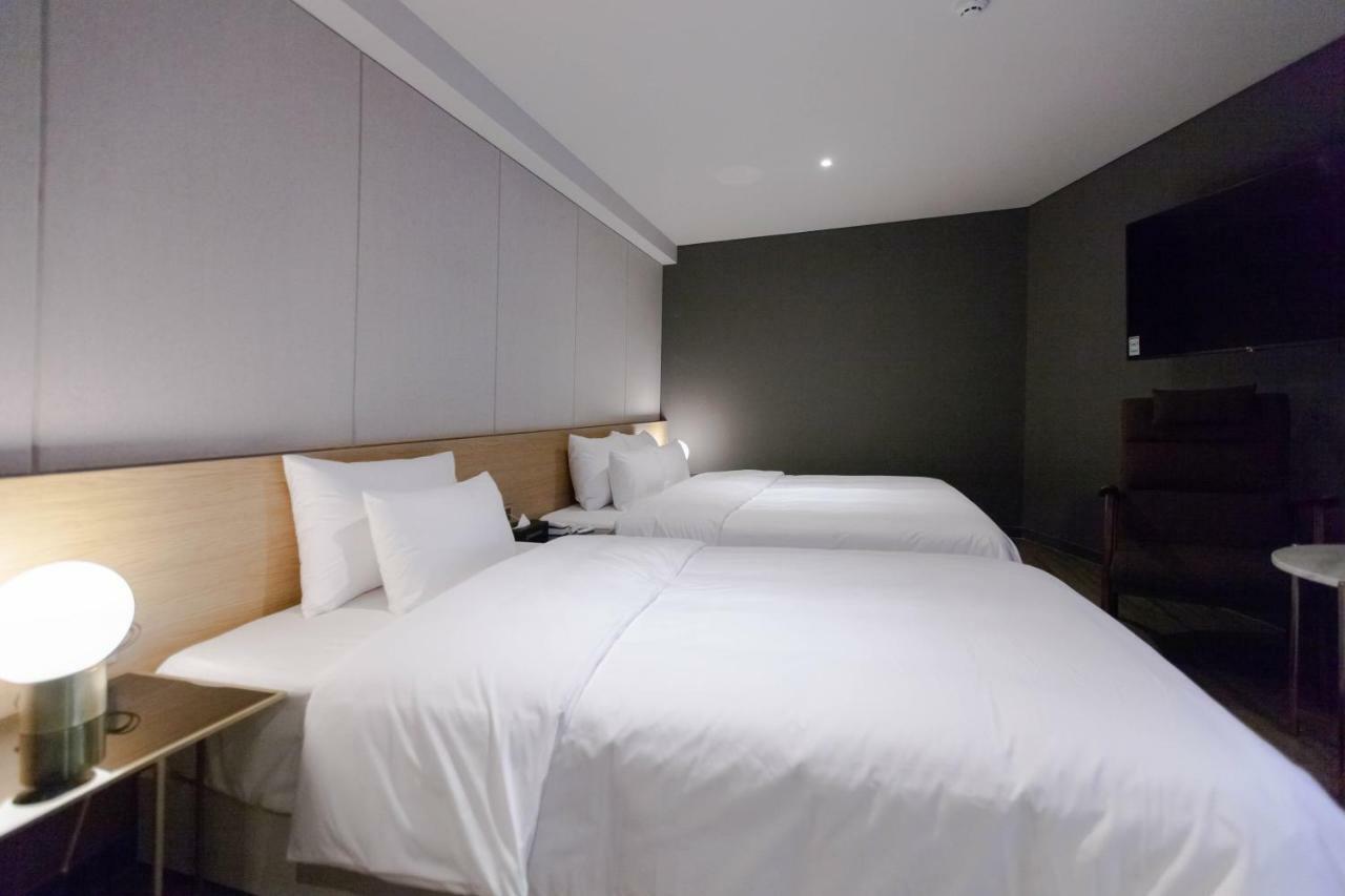 Brown-Dot Hotel Hadan Pusan Exteriér fotografie