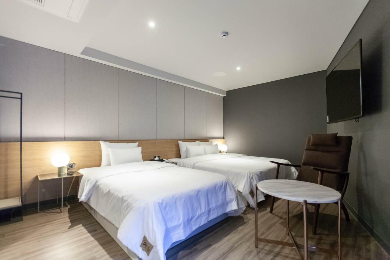 Brown-Dot Hotel Hadan Pusan Exteriér fotografie