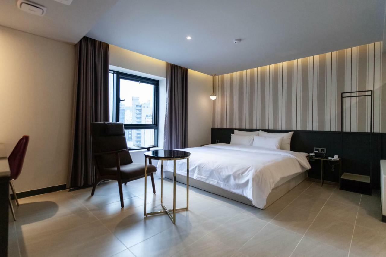 Brown-Dot Hotel Hadan Pusan Exteriér fotografie