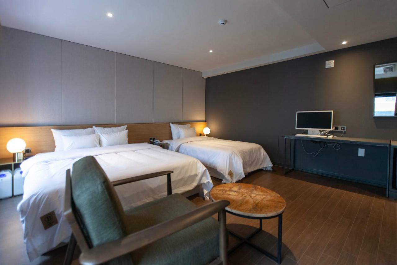 Brown-Dot Hotel Hadan Pusan Exteriér fotografie