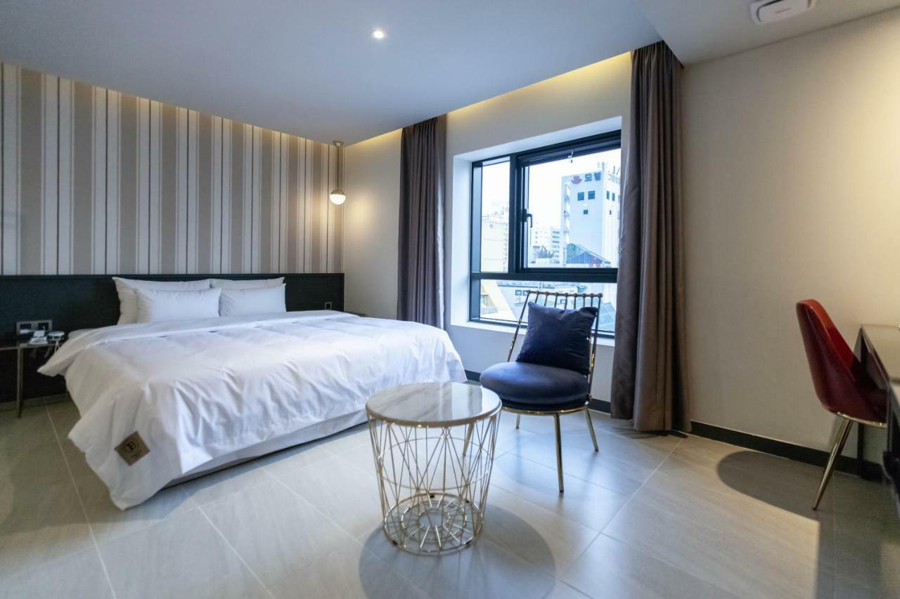 Brown-Dot Hotel Hadan Pusan Exteriér fotografie