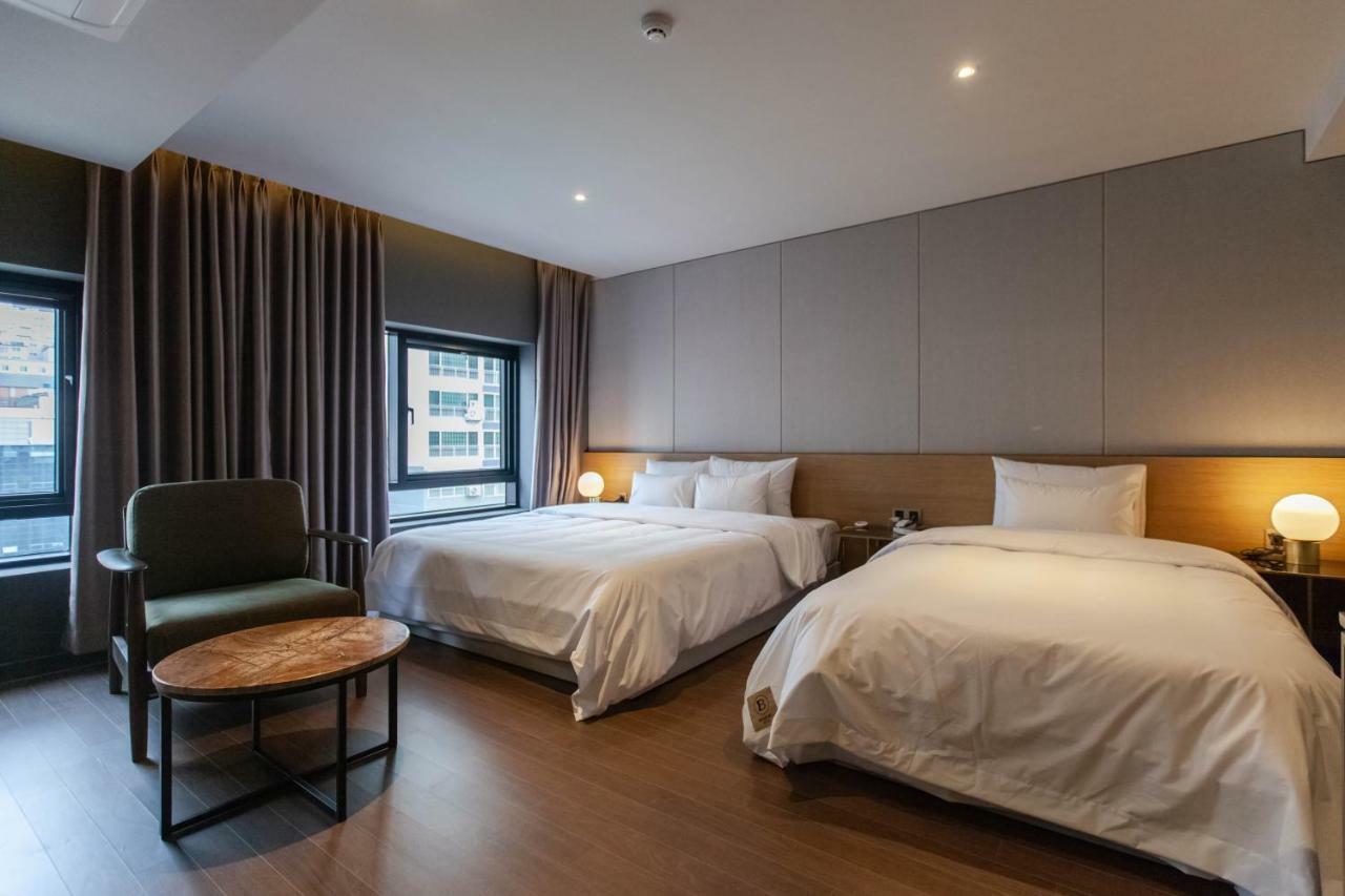 Brown-Dot Hotel Hadan Pusan Exteriér fotografie
